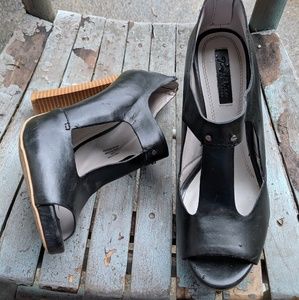 Trafaluc Zara Black Leather Open Toe Heels 9/39